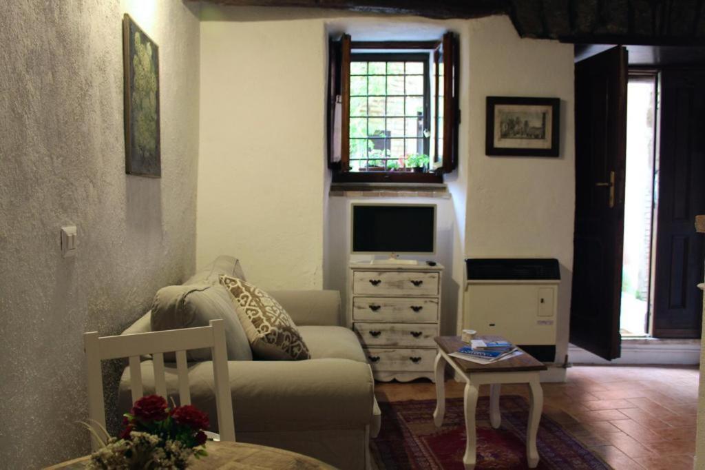 Torre Iolanda Bed & Breakfast Campagnano Di Roma Eksteriør bilde